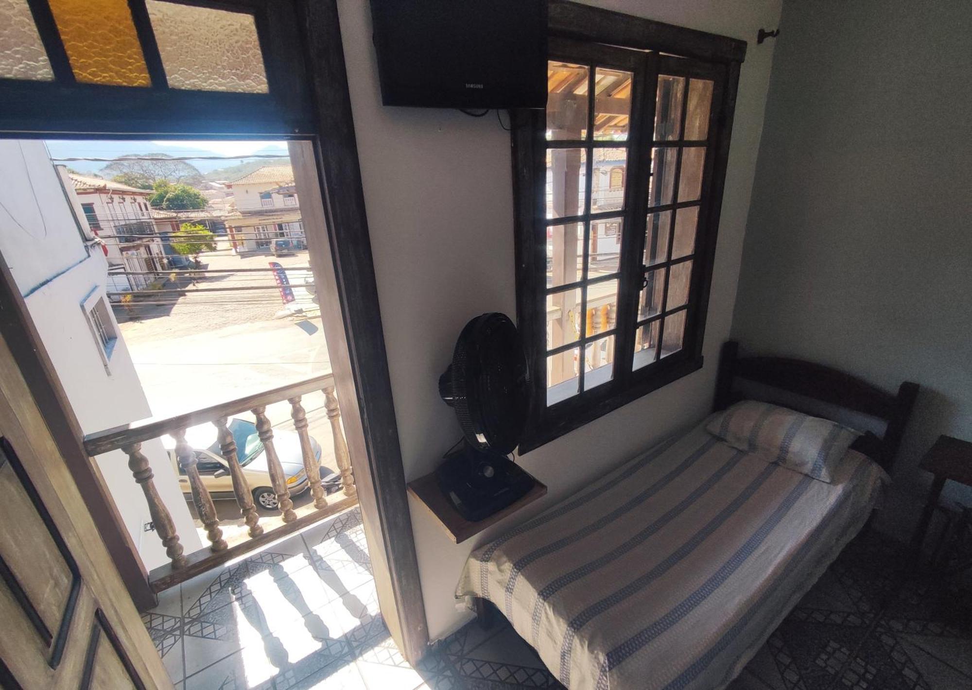 Trem De Pouso Hotel Tiradentes Eksteriør billede